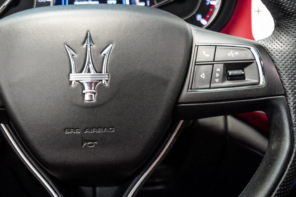 Used 2023 Maserati Ghibli Modena RWD image 16