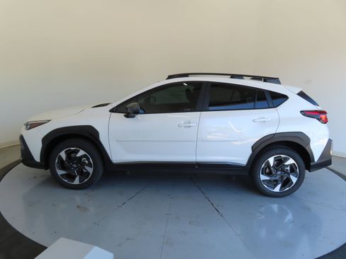 New 2025 Subaru Crosstrek 2.5i Limited image 9