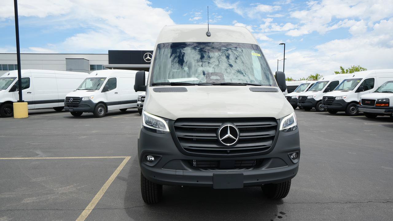 New 2026 Mercedes-Benz Sprinter 2500 image 2