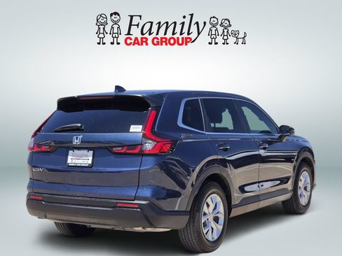 Used 2025 Honda CR-V LX image 4