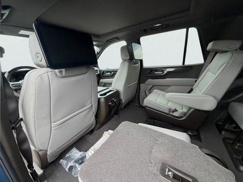 Used 2026 GMC Yukon Elevation w/ Elevation Premium Package AWD/4WD image 15