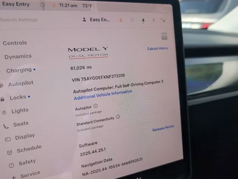 Used 2022 Tesla Model Y Performance image 13