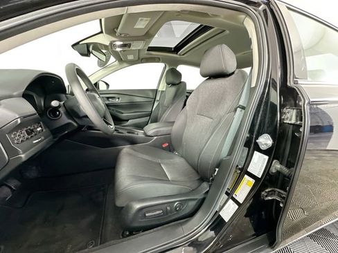 Used 2023 Honda Accord EX image 4