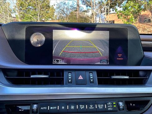 Used 2020 Lexus ES 350 w/ Premium Package image 13