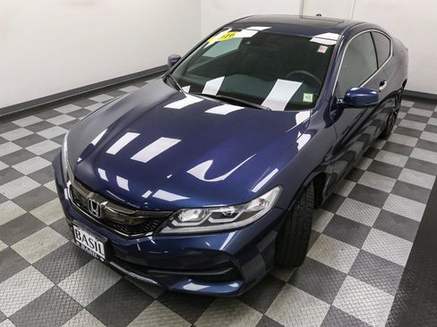 Used 2016 Honda Accord EX image 6