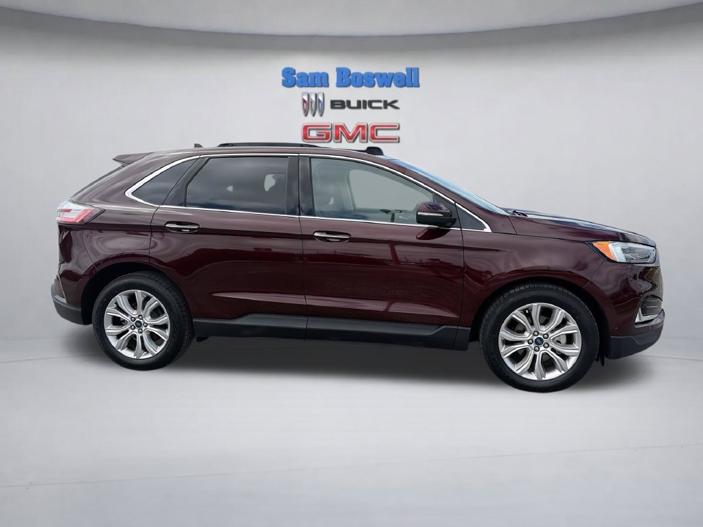 Used 2020 Ford Edge Titanium w/ Equipment Group 301A FWD image 11