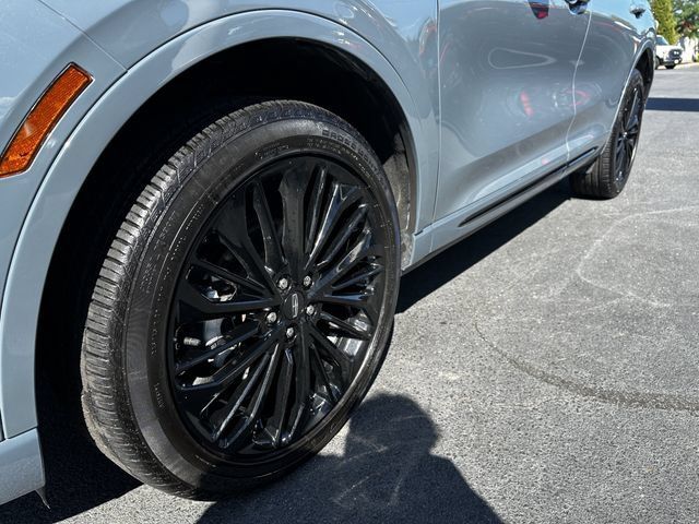 Certified 2023 Lincoln Corsair AWD w/ Equipment Group 101A image 12