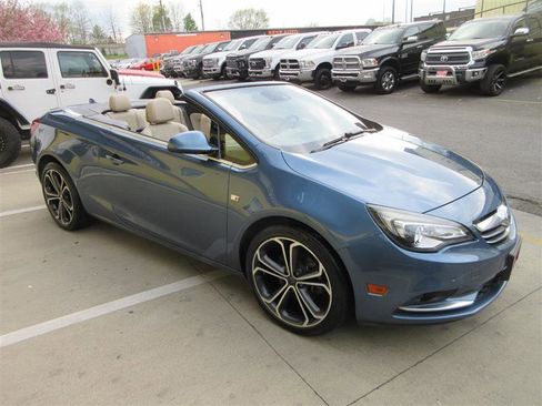 Used 2016 Buick Cascada Premium image 25