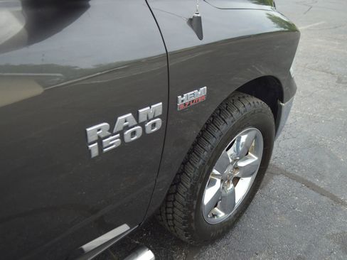 Used 2016 RAM 1500 Big Horn AWD/4WD image 12