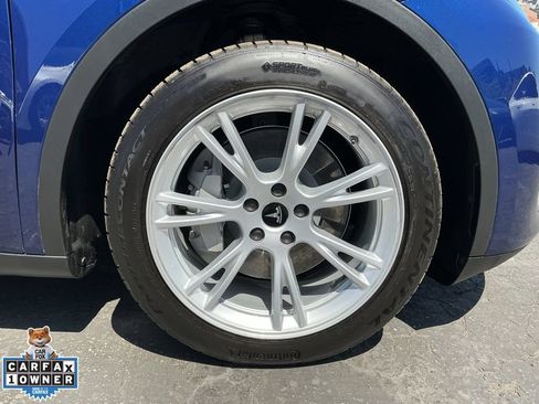 Used 2023 Tesla Model Y Long Range AWD/4WD image 81
