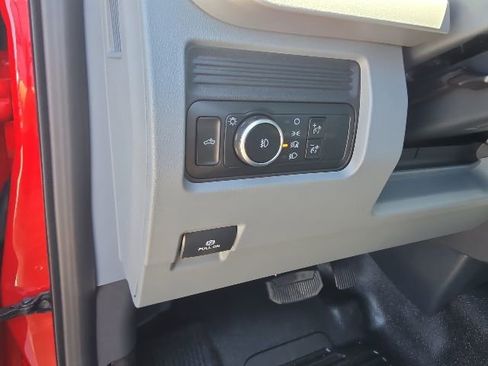 New 2026 Ford F550 4x4 Regular Cab Super Duty image 13