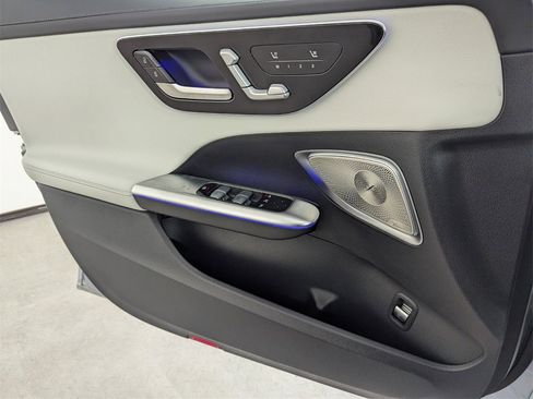 New 2025 Mercedes-Benz C 300 Sedan image 21