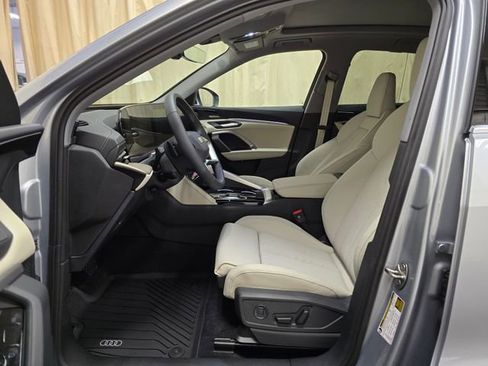 New 2025 Audi Q5 Premium Plus image 15