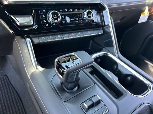New 2026 GMC Sierra 1500 Denali Ultimate AWD/4WD image 16