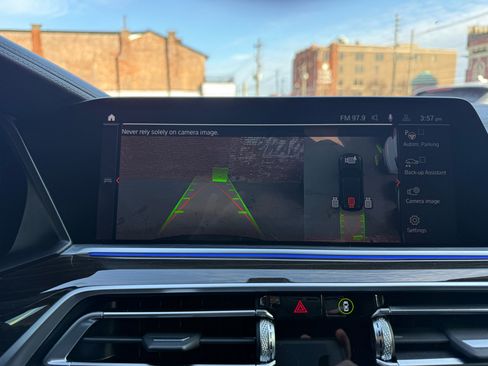 Used 2019 BMW X5 xDrive40i w/ Convenience Package image 12