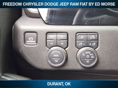 Used 2024 Chevrolet Silverado 3500 LTZ w/ LTZ Convenience Package image 19