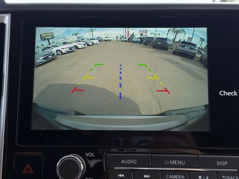 Certified 2025 Nissan Frontier SV image 30