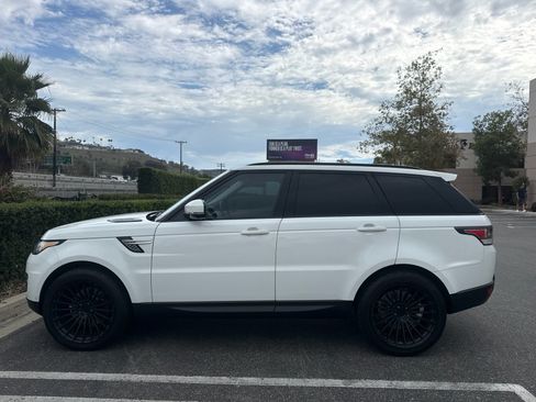 Used 2014 Land Rover Range Rover Sport HSE AWD/4WD image 8