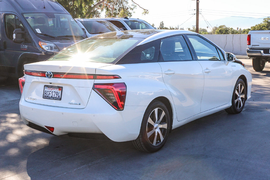 Used 2018 Toyota Mirai FWD image 9