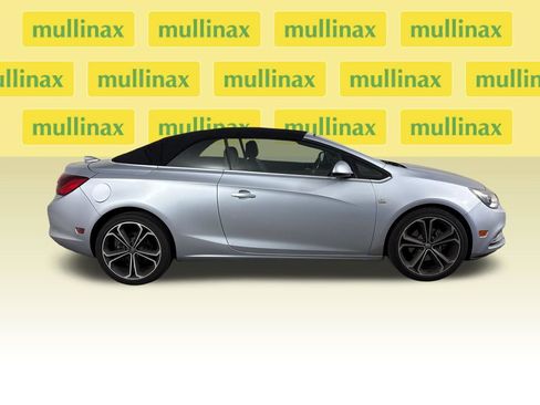 Used 2017 Buick Cascada Premium FWD image 2