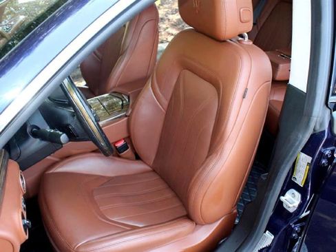 Used 2017 Maserati Quattroporte S GranLusso image 13