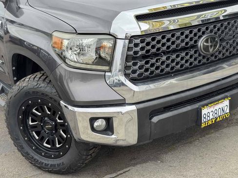 Used 2018 Toyota Tundra SR5 w/ SR5 Upgrade Package RWD image 3
