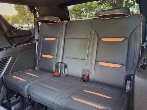 Used 2022 GMC Yukon AT4 w/ Technology Package AWD/4WD image 22