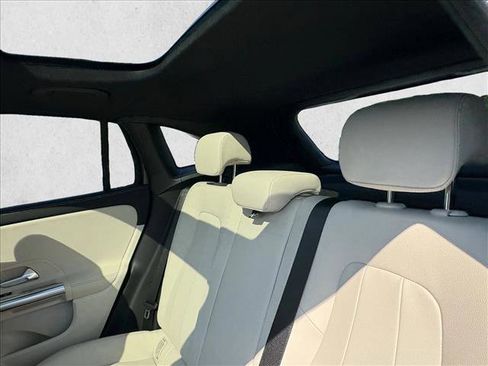New 2026 Mercedes-Benz GLA 250 image 17