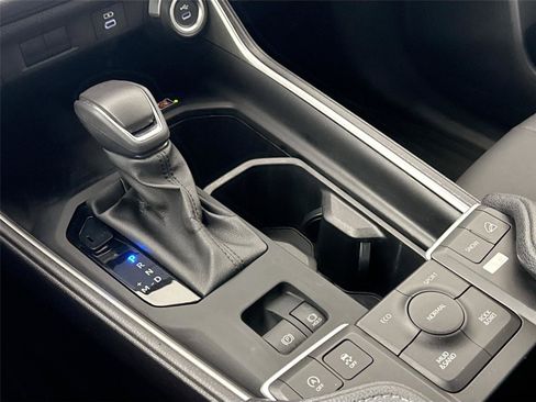 Certified 2024 Toyota Grand Highlander XLE image 28