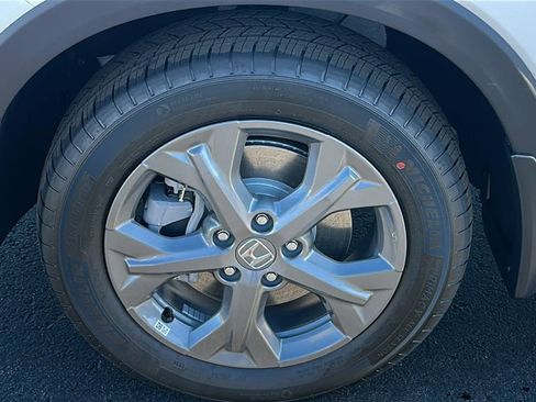 New 2026 Honda HR-V LX image 9