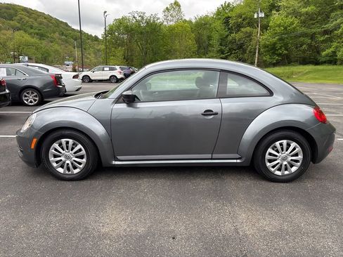 Used 2012 Volkswagen Beetle 2.5 FWD image 2