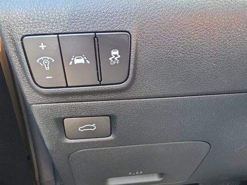 Used 2021 Kia K5 LXS FWD image 13