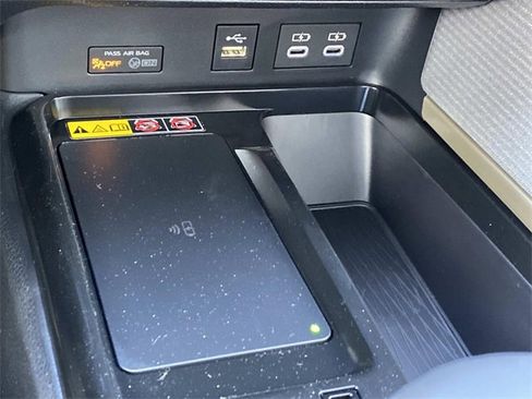 New 2026 Toyota Camry SE image 10