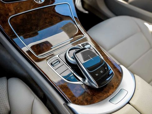 Used 2016 Mercedes-Benz C 300 4MATIC Sedan image 22