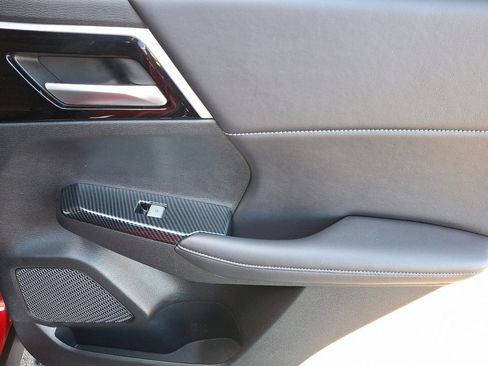 Used 2023 Mitsubishi Outlander SE image 14