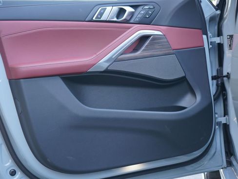 New 2026 BMW X6 xDrive40i w/ Executive Package image 9