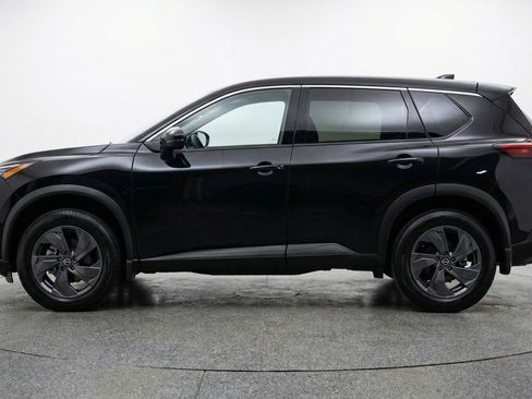 Used 2025 Nissan Rogue SV FWD image 5