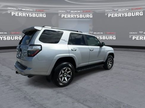 Used 2024 Toyota 4Runner TRD Off-Road Premium w/ Moonroof Package AWD/4WD image 8