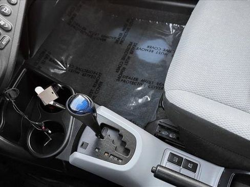 Used 2012 Toyota Prius C One image 16