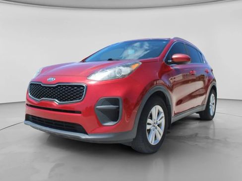Used 2019 Kia Sportage LX FWD image 3