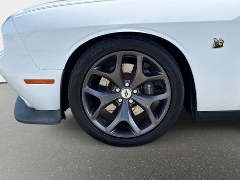 Certified 2018 Dodge Challenger R/T Scat Pack RWD image 11