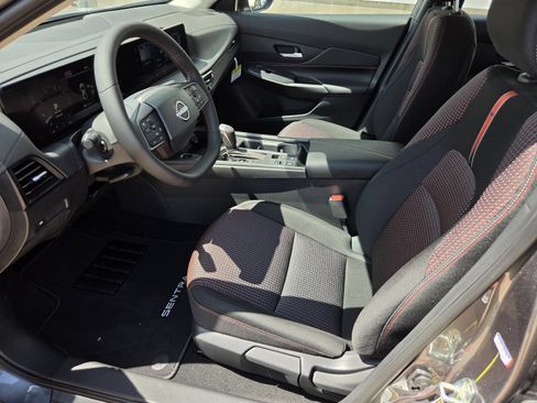 New 2027 Nissan Sentra SR w/ Floor Mat Package FWD image 16