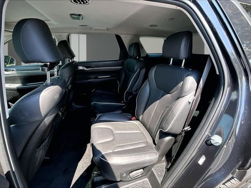 Used 2024 Hyundai Palisade SEL w/ Premium Package FWD image 22