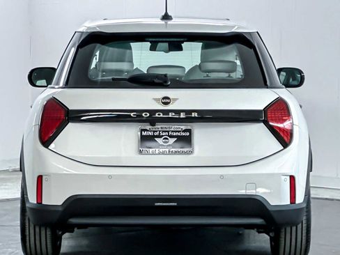 New 2026 MINI Cooper 4-Door Hardtop image 7