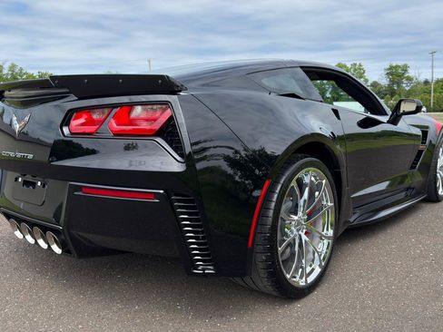 Used 2019 Chevrolet Corvette Grand Sport RWD image 17