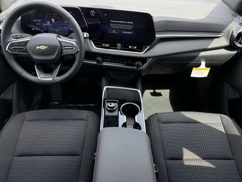 New 2026 Chevrolet Equinox LT image 9