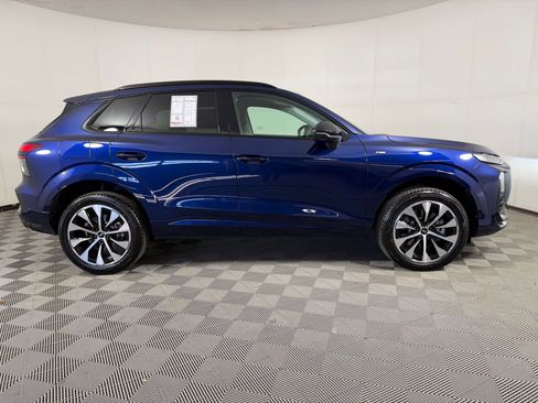 New 2026 Audi Q3 quattro 2.0T AWD/4WD image 8