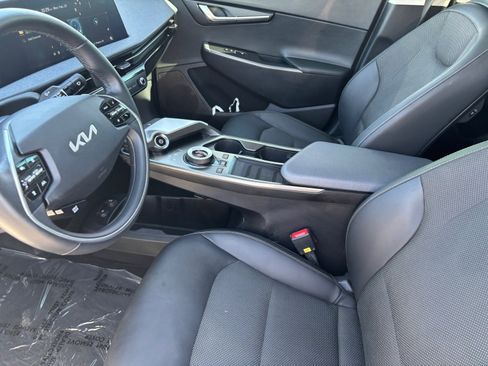 Used 2023 Kia EV6 Light image 21