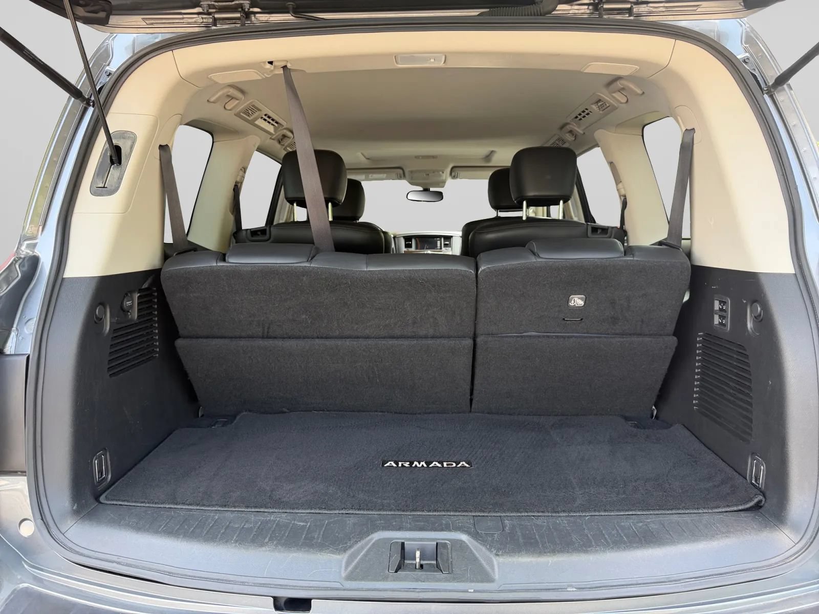 Used 2020 Nissan Armada SL w/ Premium Package AWD/4WD image 27