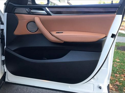 Used 2017 BMW X3 xDrive28i image 22